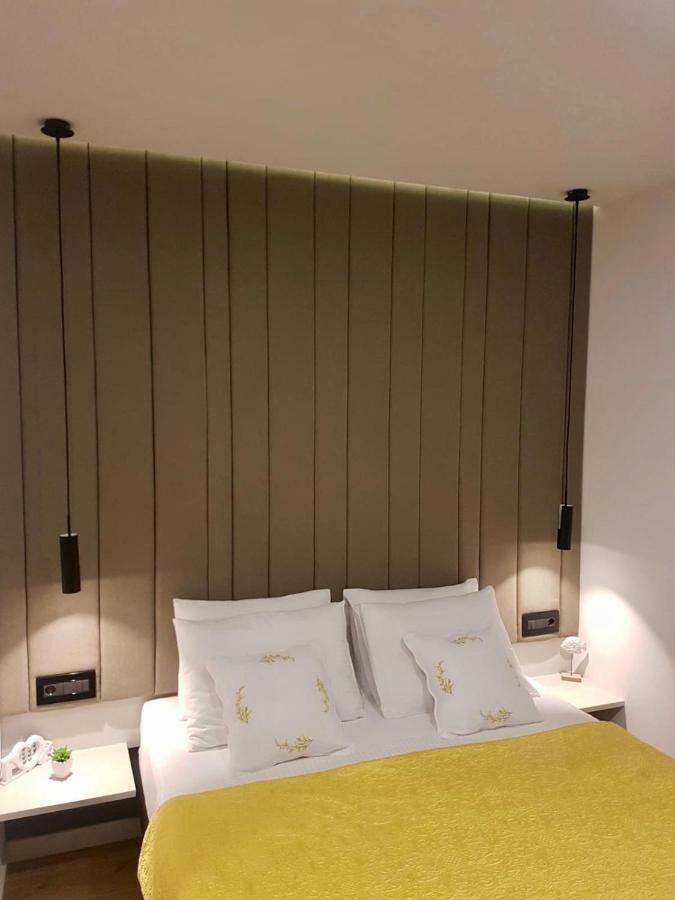 Le Soleil Rooms Split Exterior photo