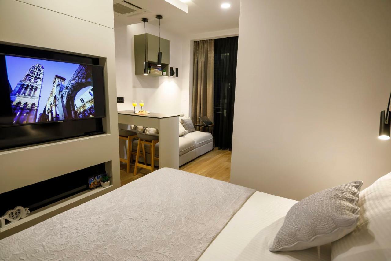 Le Soleil Rooms Split Exterior photo