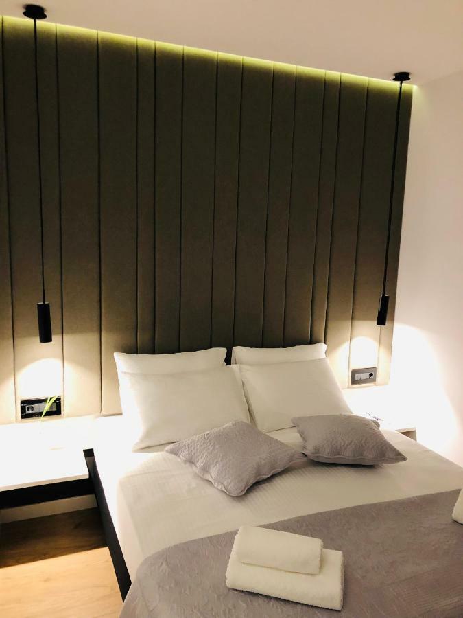 Le Soleil Rooms Split Exterior photo